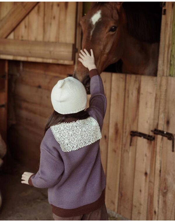 Buzo lana combinado con puntillas Little Collections. - Imagen 2